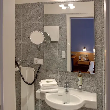 Hotel Brauereigasthof Landwehr-braeu Reichelshofen