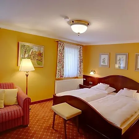 Brauereigasthof Landwehr-braeu Hotell Reichelshofen